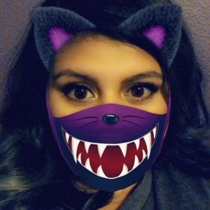 Meet your Posher, Alma